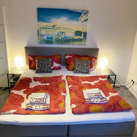 Sanctuary - Tief Im Westen Oberhausen  Luaran gambar
